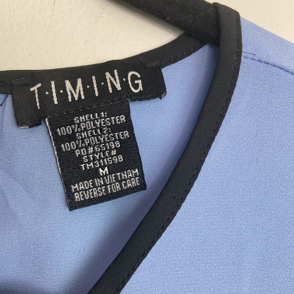 Simple blue blouse‎ - Picture 5 of 6